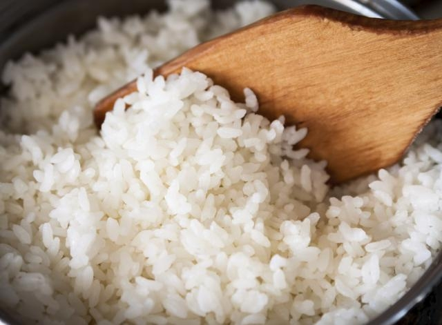 Radnje pune lažnog pirinča, kako prepoznati pravi?